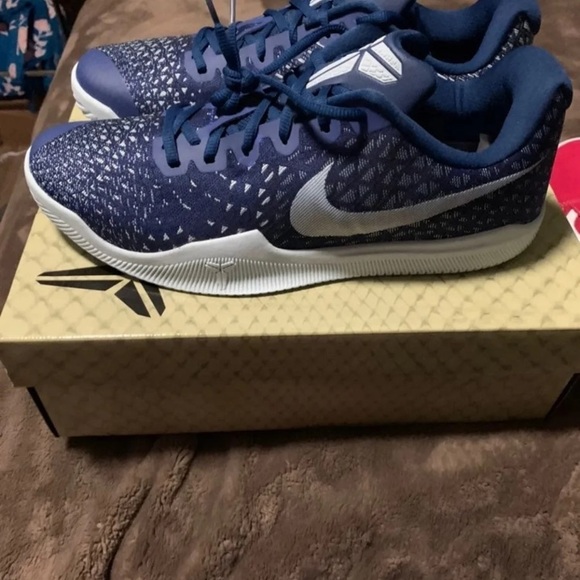 Kobe - Picture 4 of 5